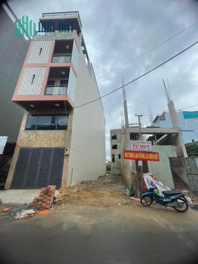 Bán đất đẹp và vị trí xe tải quay đầu,dt 81 m,full sổ,SHR,Trần xuân soạn phường tân hưng quận 7.