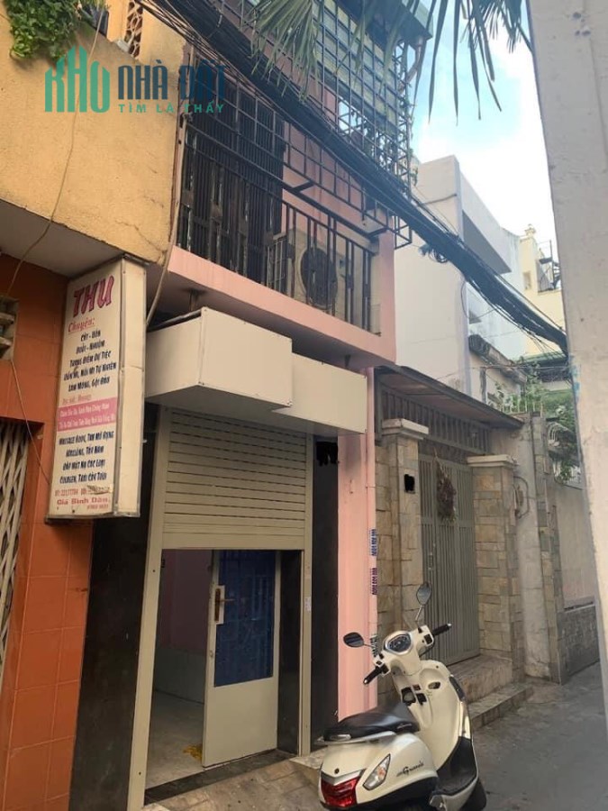 CẦN BÁN NHÀ NHỎ XINH - QUẬN PHÚ NHUẬN GẦN SÂN BAY -GIÁ CHỈ 2.1 TỶ