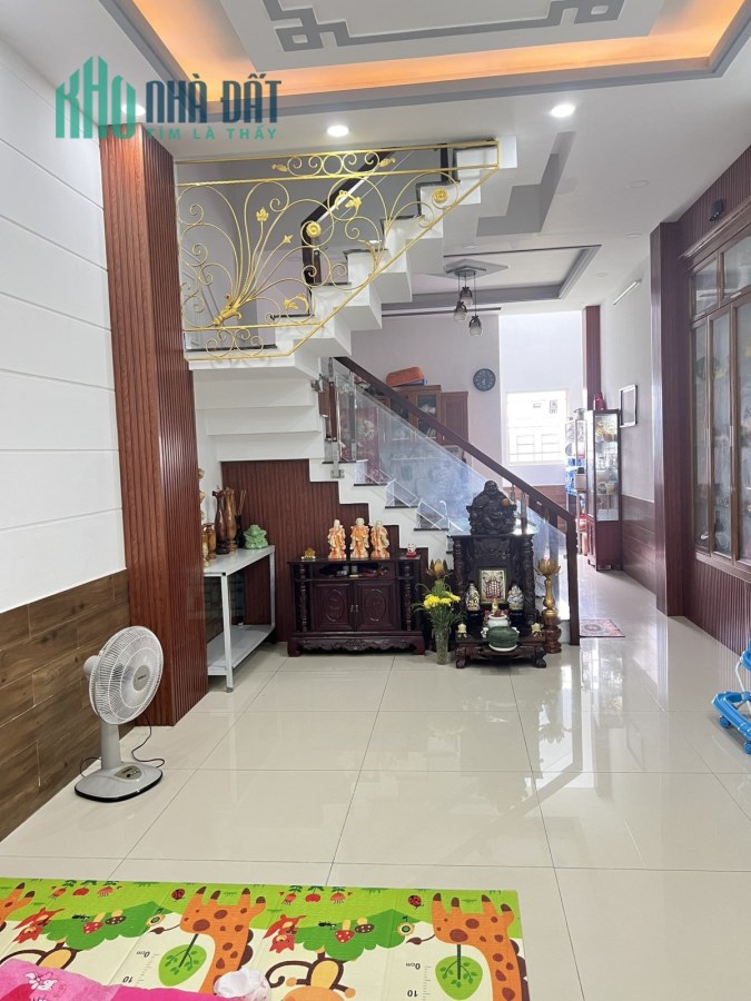 Nhà hẻm 8m nhựa Bình Tân , Hương Lộ 2 , 78m2 bán gấp 5Tỷ5