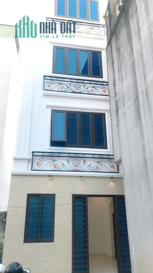 Bán nhà Xuân Đỗ, Dt 35m, nhà 4 tầng, giá hơn 2 tỷ.