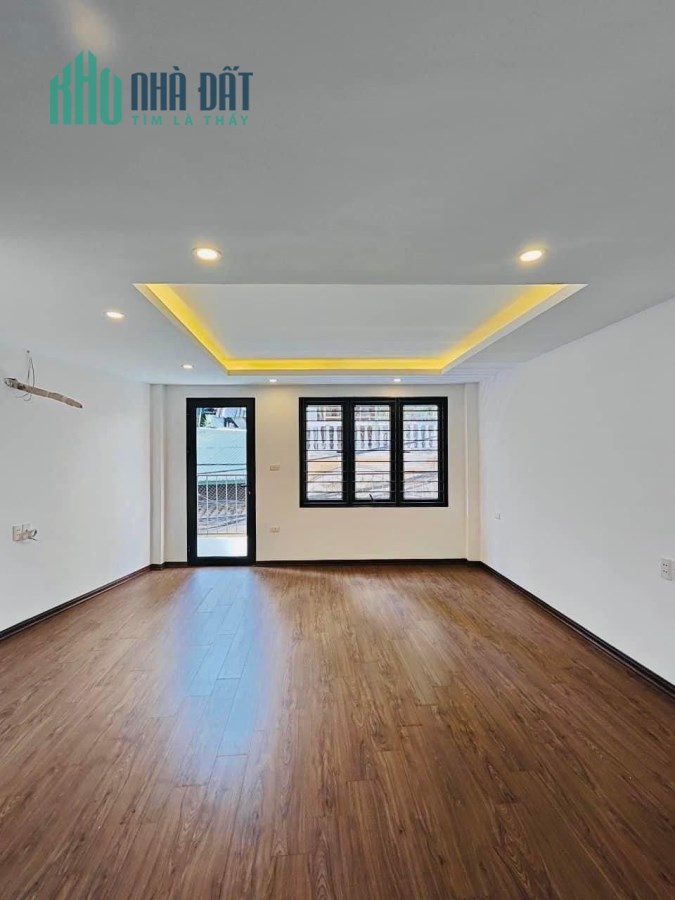 HIẾM HIẾM NHÀ ĐẸP Ở NGAY phố Tôn Đức Thắng Đống Đa 27m2 4 tầng ngõ thông 0966037496