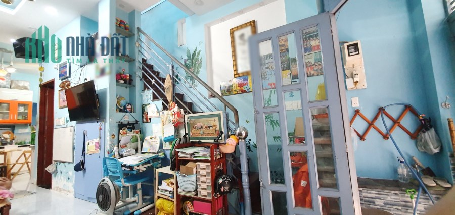 Nhà nở hậu Trệt, lầu hẻm 154 Âu Dương Lân P3Q8. Giá 4 tỷ TL