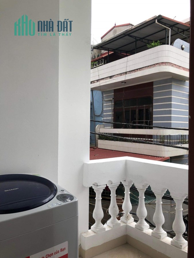 CHÍNH CHỦ CẦN NHƯỢNG PHÒNG TẦNG 4