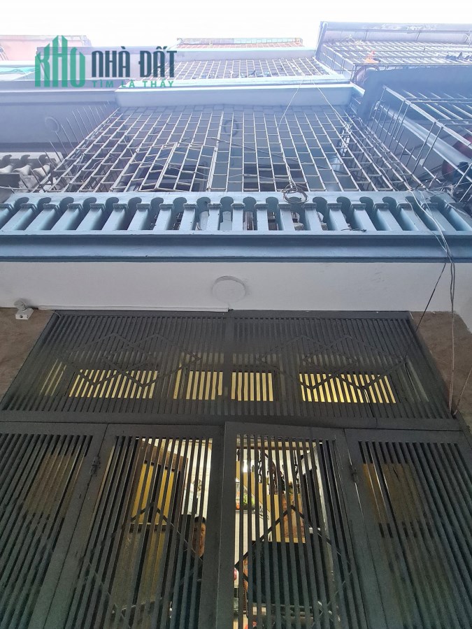 Nhà Hoàng Mai 25M *4 tầng giá 2.78 Tỷ