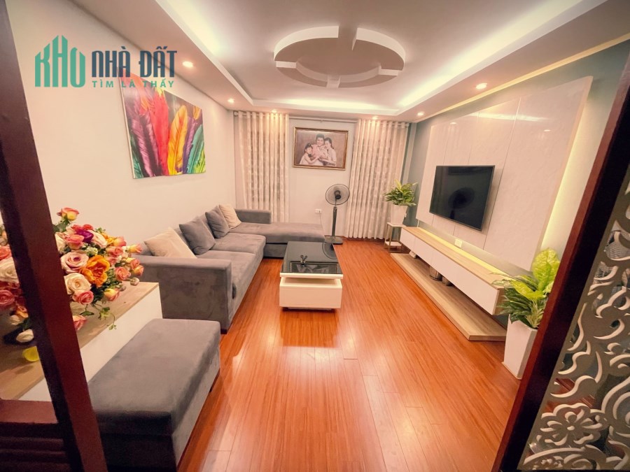 Bán nhà Văn La, Phân lô văn minh hiện đại, 50 m2, 6.53 Tỷ
