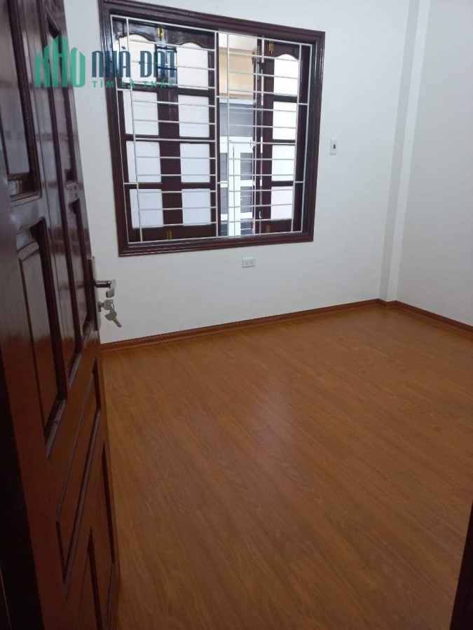 Hot : Nhà đẹp Dịch Vọng Hậu 40m2, 4 tầng, mặt tiền 3.8 giá 4.8 tỷ