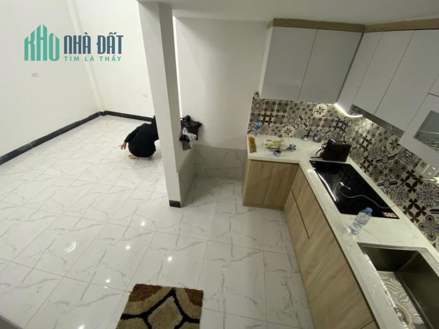 Bán nhà Trương Định, 36m2 ,Nhà đẹp khoe họ hàng, 3,4 tỷ