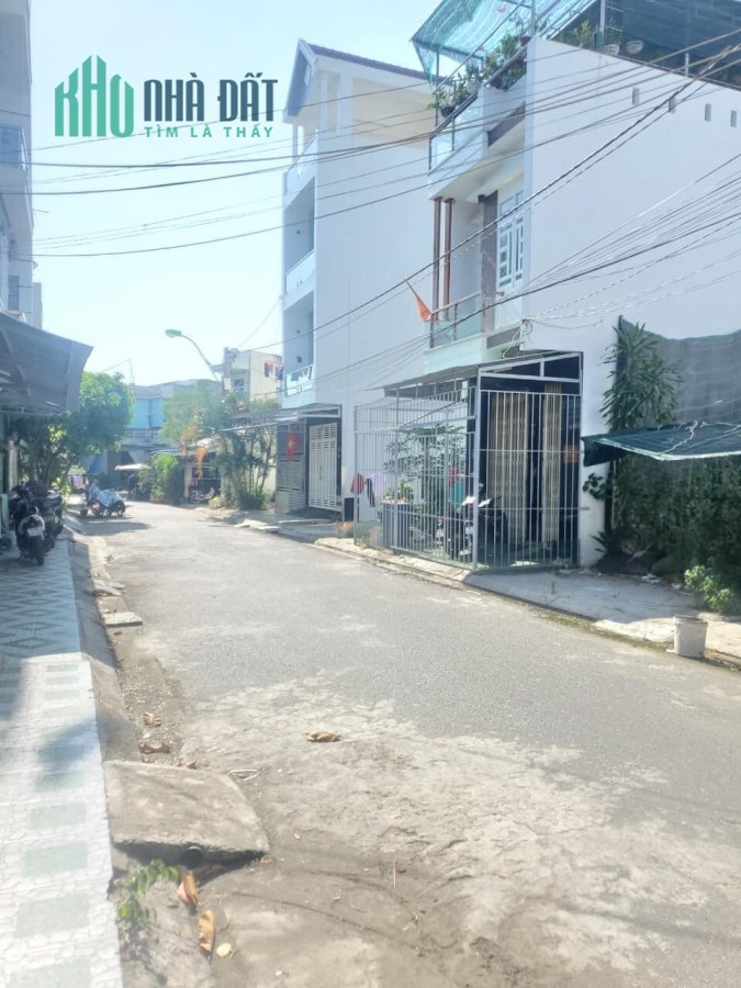 Ngộp NH : Cần bán gấp nhà TĐC VĨNH TRƯỜNG đường nhựa rộng 10m tp nha trang ( giá đầu tư )0372215591