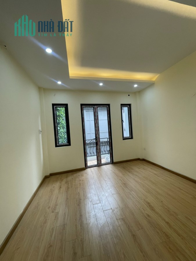 SIÊU HIẾM! NHÀ ĐẸP Ở LUÔN NGÃ TƯ SỞ, 2 MẶT NGÕ, 3 THOÁNG TRƯỚC SAU, 85M2 CÓ SỔ RIÊNG CHỈ 5.7 TỶ, LH