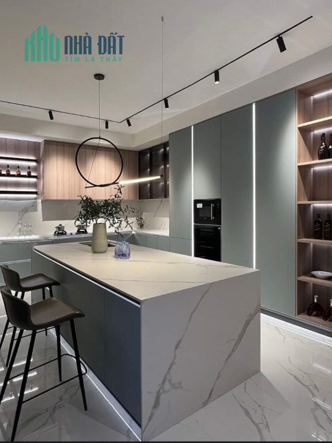 Cần bán gấp! Nhà rộng Đức Giang, 65m, mt 5, chỉ 4 tỷ.