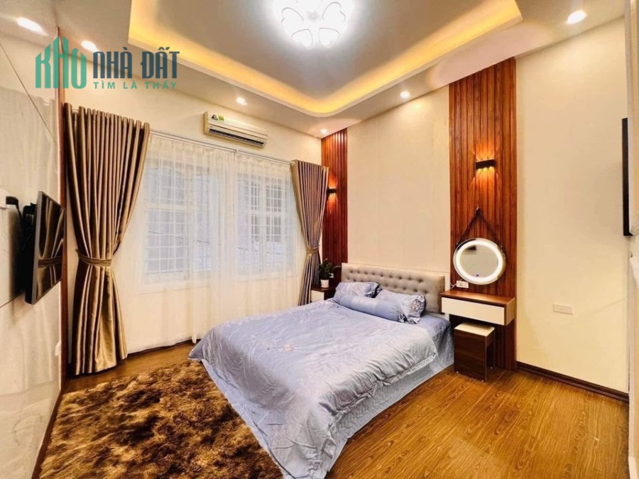Bán nhà Giang Văn Minh, Ba Đình,  38m, 5 tầng, thoáng trước, sau, giá 5 Tỷ5.