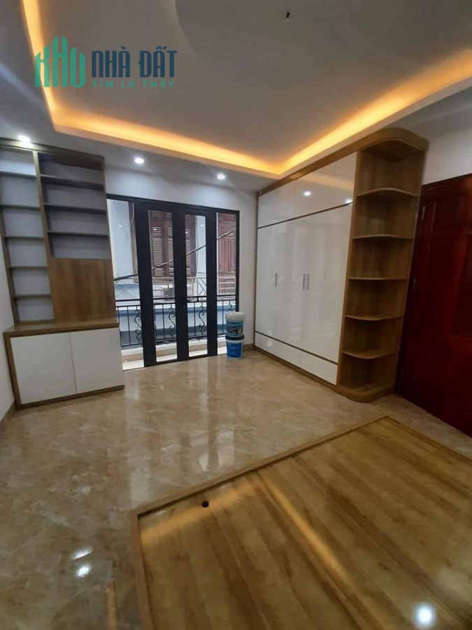 MỚI KÍNH KOONG - đường 19/5 Văn Quán LÔ GÓC 3 THOÁNG, nhà đẹp 5 tầng, mt 5m chỉ 4,15 tỷ. LH tôi Công