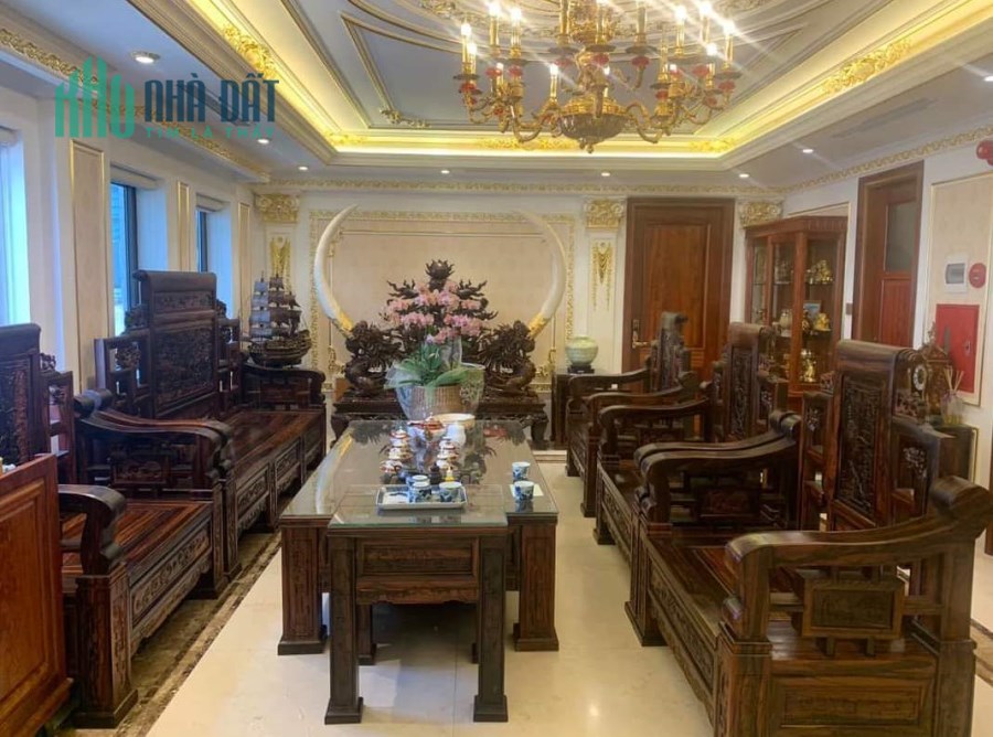 Mặt phố cổ Hàm Long sầm uất gần phố Hàng Bài 100m2 chỉ 44.68 tỷ. LH 0989.62.6116