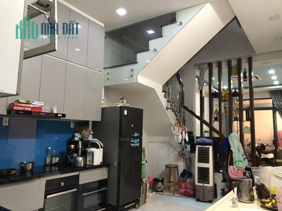 BÁN NHÀ SƯ VẠN HẠNH, P2, Q10, 51m2, 3.7 x 15, 5 LẦU, 4PN, 4WC, CÁCH MẶT TIỀN 15m, 8.2 tỷ.