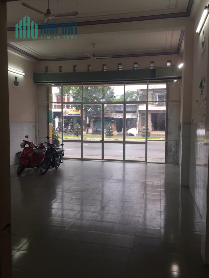 CC: Cần bán nhà 2T mặt tiền 23/10 VĨNH THẠNH TP Nha Trang ( giá đầu tư ) 0372215591