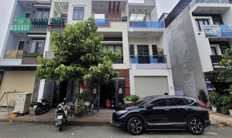 CHỦ NHÀ NGỘP GỬI BÁN GIÙM Ở DĨ AN