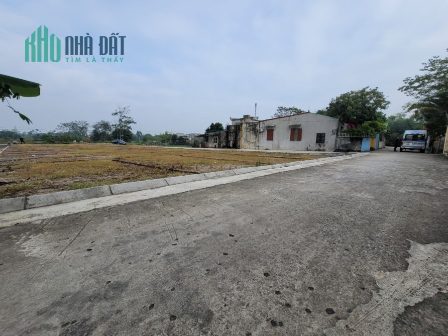 Đất sổ đỏ giá cực rẻ Hà Nội chỉ hơn 8tr/m2 công chứng trong ngày
