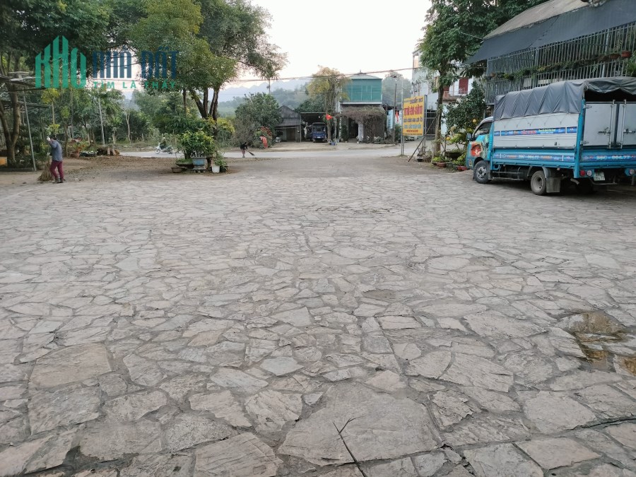 Chính Chủ Bán Nhà Hàng Bám Đường Q Lộ 6 Mặt Tiền 28m Trung Tâm Tân Lạc,Hoà Bình 1200m2 Gia 9 tỷ.