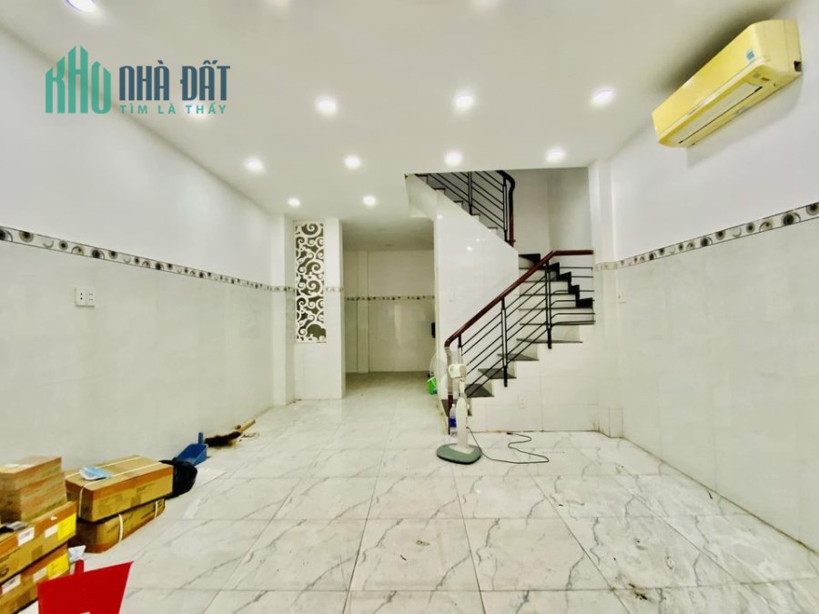 BÁN NHÀ NGUYỄN KIM - TRUNG TÂM QUẬN 10
KINH DOANH VP ,ONLINE - NGANG 4.5 x10M 
ÔTÔ VÔ NHÀ - 4