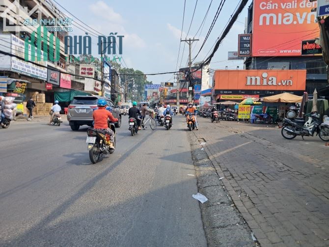 Nhà 1 trệt 2 lầu, sát MẶT TIỀN QL 13, Hiệp Bình Phước, Thủ Đức. HẺM ÔTÔ 7m. Giá 6 TỶ