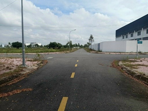 Chính chủ cần tiền đầu tư nên cần bán lô đất đẹp trục đường D7, P6, Tp Tân An, Long An
