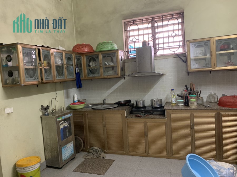 Bán nhà cấp 4 khu Lý Sơn Ngọc Thụy DT 82m2 mặt tiền 5m, giá ngoài 5 tỷ có thương lượng