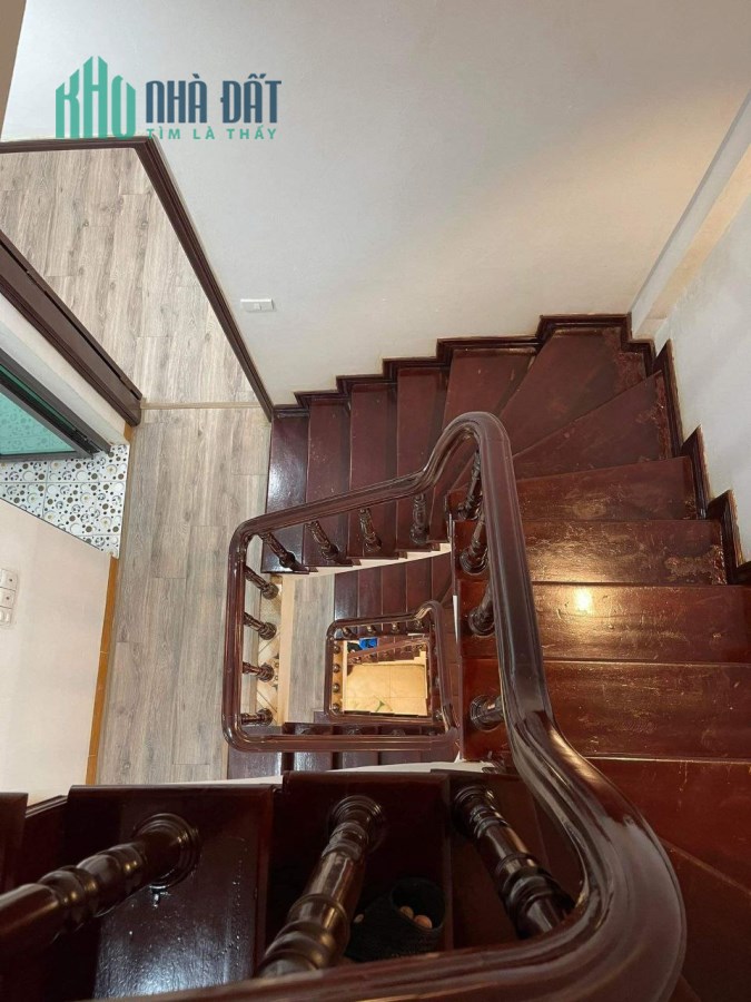 BÁN NHÀ TRƯỚC TẾT PHỐ HÀO NAM ĐỐNG ĐA 35M2 NGÕ THÔNG, 2 THOÁNG 4.5TỶ LH 0966037496