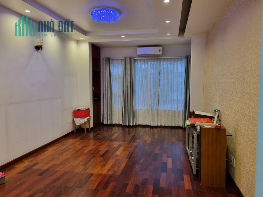 Bán Biệt Thự 108m2 đất khu Cao Lỗ P4 Q8 giá 18.5 tỷ