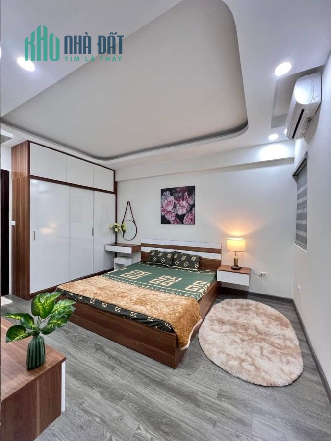 Nhà Thanh Xuân 4 tỷ 40mx4 tầng ô tô đỗ cổng,20m ra ô tô tránh sát đường Vành đai,Gần hồ điều hoà ở
