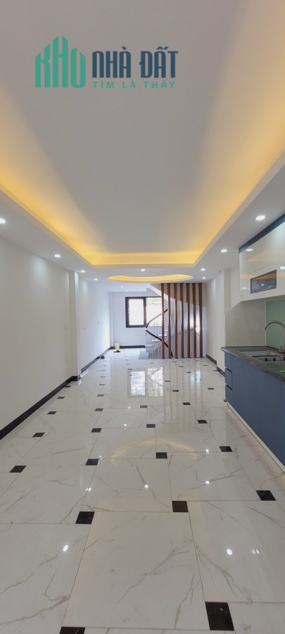 CẦN BÁN GẤP NHÀ PHỐ LỤA,VẠN PHÚC 36M2, 6 TẦNG, 6 TỶ, SIÊU PHẨM Ở SƯỚNG.