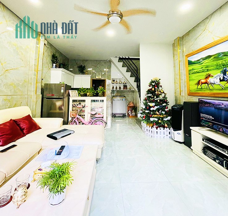 64m2 - 3 Tầng - Bán nhà Hẻm xe hơi Nguyễn Trọng Tuyển, Tân Bình - Giá tốt