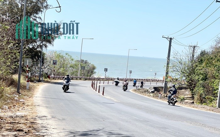 bán gấp đất Biển Lộc An DT 710 m2 – Full Thổ Cư  đường nhựa QH 30m Giá 5,3 tỷ