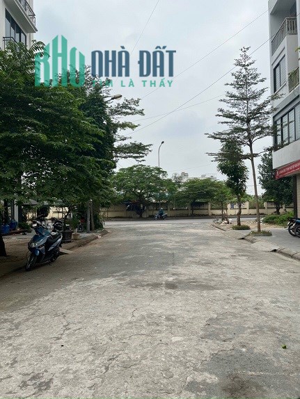 Cần bán nhanh lô đất dv Hoà Bình khu c Yên Nghĩa rẻ hơn xung quanh 400t