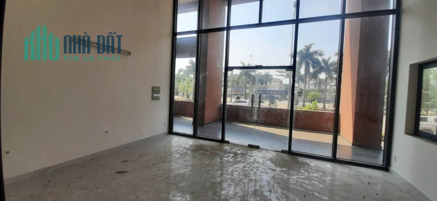 Bán căn shophouse 120m2, sổ hồng riêng giá 5 tỷ