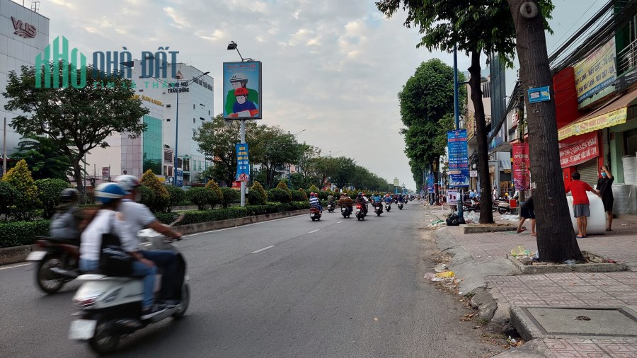 Nhà Mặt tiền Trường Chinh 3 bước - 58m2, 4 tầng sân thượng nhỉnh 6 tỷ