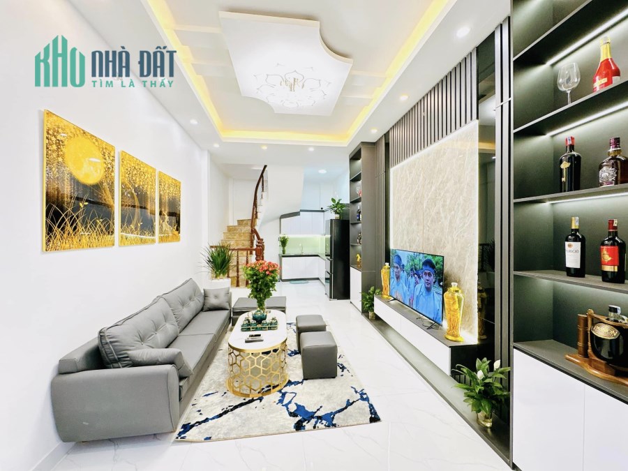 Nhà Hoàng Mai 31 x 3 Phòng ngủ đẹp giá 3.29 tỷ
