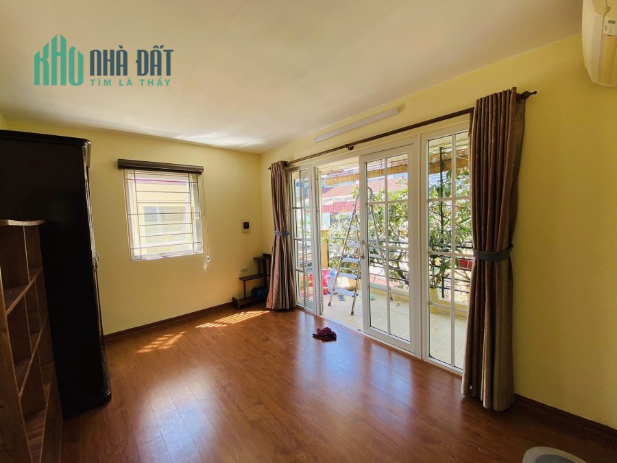 SIÊU HIẾM CÓ 1 KHÔNG 2 Bán nhà Nguyễn Trãi quận Thanh Xuân 65M ngõ thông ô tô đỗ cửa nhỉnh 6 tỷ