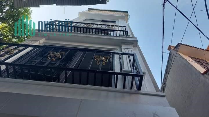 Bán nhà đẹp Phố Nguyễn Khoái Quận Hoàng Mai 33m2 x 5 tầng chủ tự xây, 2 thoáng giá chỉ 3,3 tỷ có TL
