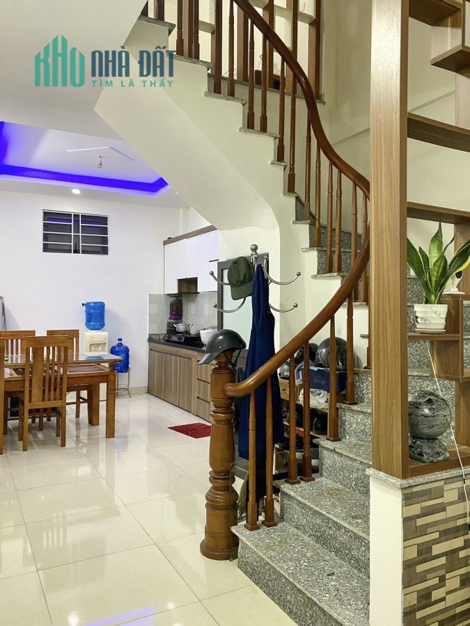 [Tin thật] Bán nhà Yên Bình Yên Nghĩa Hà Đông 37mx4 tầng Thiết kế đẹp sổ đỏ chỉ 1 tỷ 9