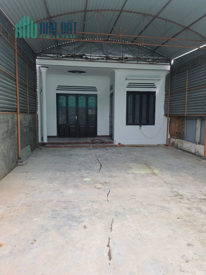 Cho thuê nhà cấp 4 gần chợ Vinh Hải dễ dàng kinh doanh
