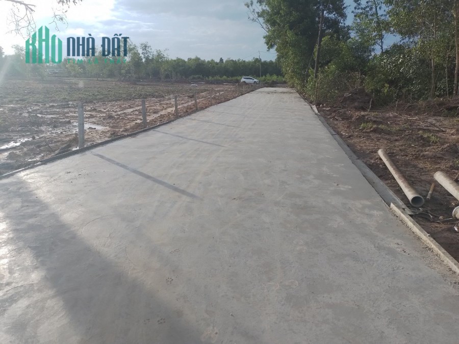 Đất Phú Quốc, 2 Mặt tiền, Sổ hồng, Đường ô tô, chỉ 5.5tr/m2