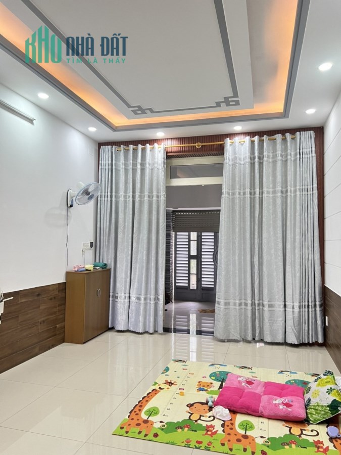 Bán nhà Hẻm Xe Hơi Lê Thị Riêng, Thới An, Quận 12 , 76m2 4 tầng 4Tỷ8