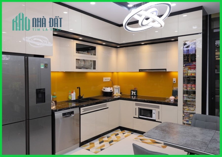 Bán nhà Trần Quang Cơ, Tân Phú, 63m2, 3 tầng, 5.95 tỷ, Nhà đẹp ở ngay.
