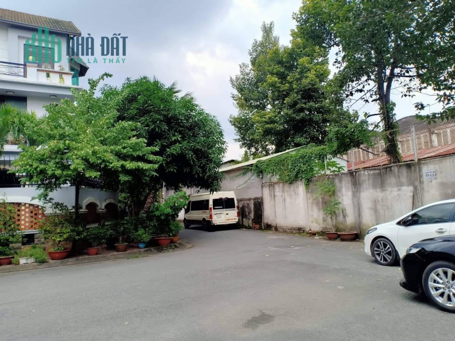 BÁN NHÀ BIỆT THỰ THOẠI NGỌC HẦU TÂN PHÚ, NGANG 8 x 15.5, NHĨNH 13 TỶ.