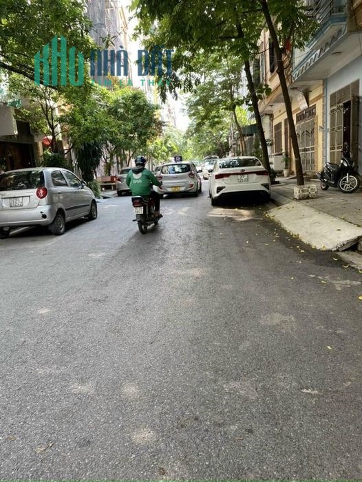 Bán nhà Dọc Bún, La Khê, Hà Đông, 50m2, mt5m, 5T, Đông Nam, ô tô, 9.5 tỷ