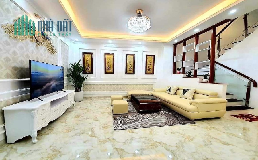 Bán nhà Kim Ngưu. View Vườn Hoa Trường Học. 36m x 5 tầng. 3.5 tỷ có thương lượng