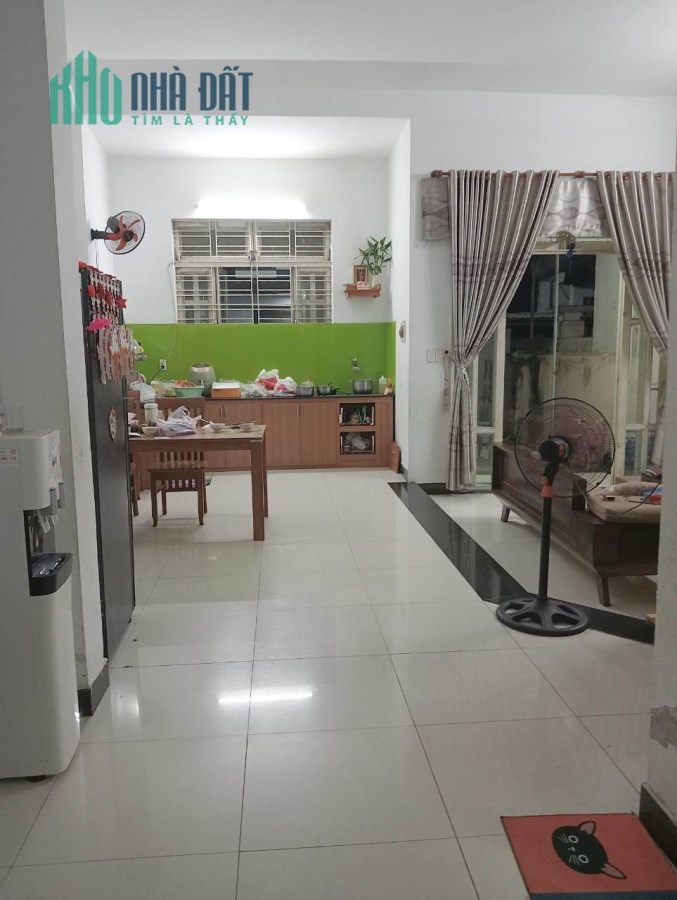 Nhà 130m2 , có sân để xe ô tô, trung tâm Cẩm Lệ, giá rẻ