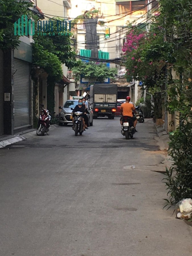 Chính chủ cho thuê nhà số 16 ngõ 651 Minh Khai mặt ngõ 2 oto tránh-kinh doanh tốt 26m 5 tầng