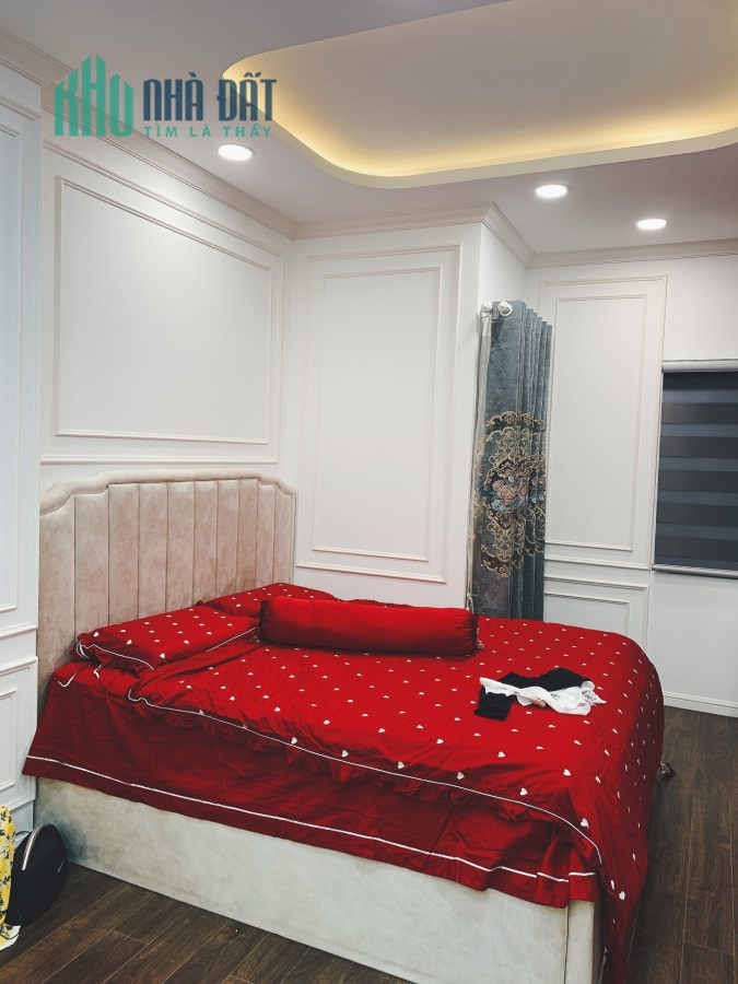 Nhà đẹp Quận 1, giá chỉ 15,2 tỷ. LH 0931331383