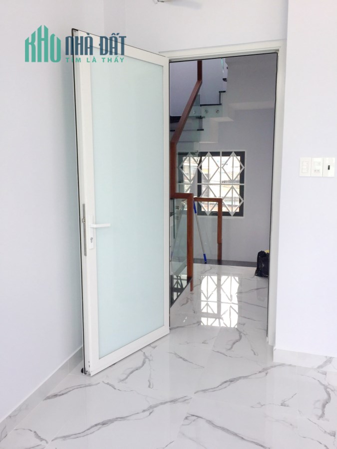 Nhà mới 4 tầng đường Nguyễn Duy Phường 9 Quận 8 Giá : 4 Tỷ